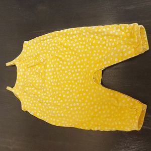 Baby romper. Yellow with white polka-dots. Size 3-6 months